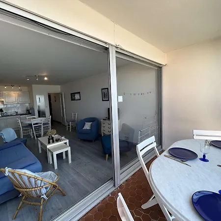 Renove 3 Pieces, Parking, Acces Direct Ocean - Fr-1-224c-89 *