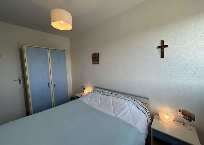 Renove 3 Pieces, Parking, Acces Direct Ocean - Fr-1-224c-89